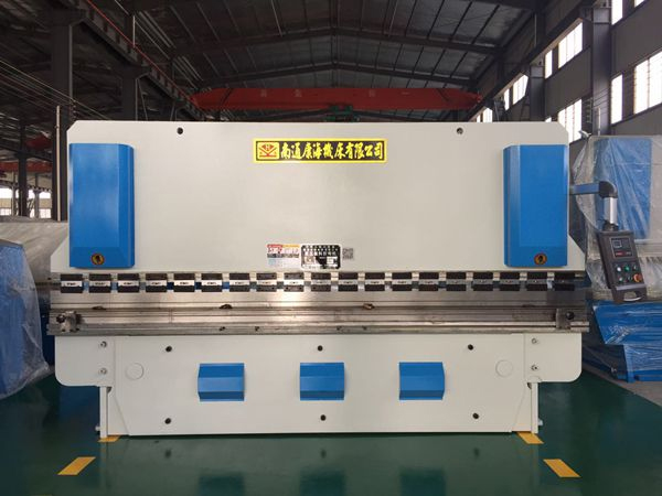 WC67Y125T4000液壓(ya)補償折(shé)彎機