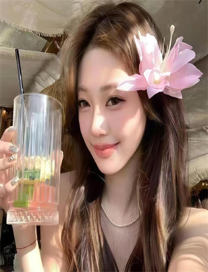 影视评论：重生：我用一块钱征服世界的艺术价值与娱乐性平衡